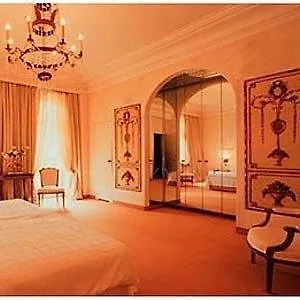 ****  Hotel Opera München Duitsland