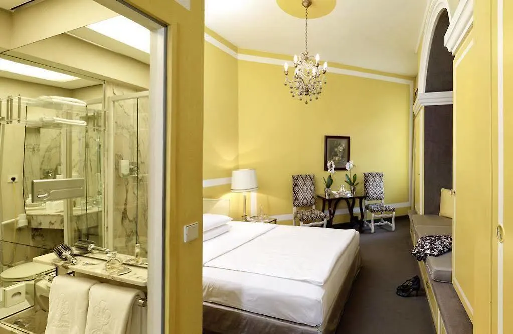 מינכן Hotel Opera
